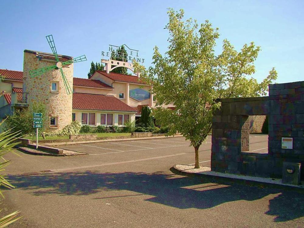 LOGIS Hôtel Le Moulin Des Gardelles Riom Exterior foto